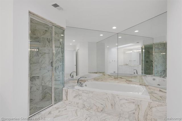 4768 Wendrick Drive, West Bloomfield, MI 48323