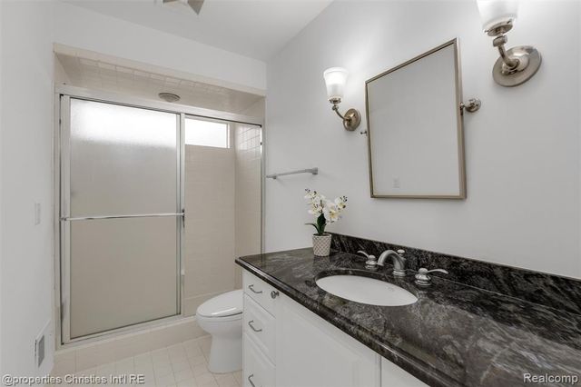 4768 Wendrick Drive, West Bloomfield, MI 48323