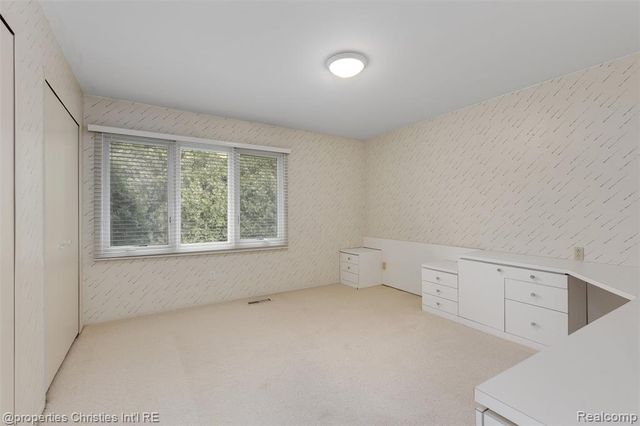 4768 Wendrick Drive, West Bloomfield, MI 48323
