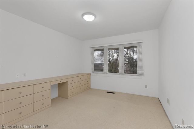 4768 Wendrick Drive, West Bloomfield, MI 48323
