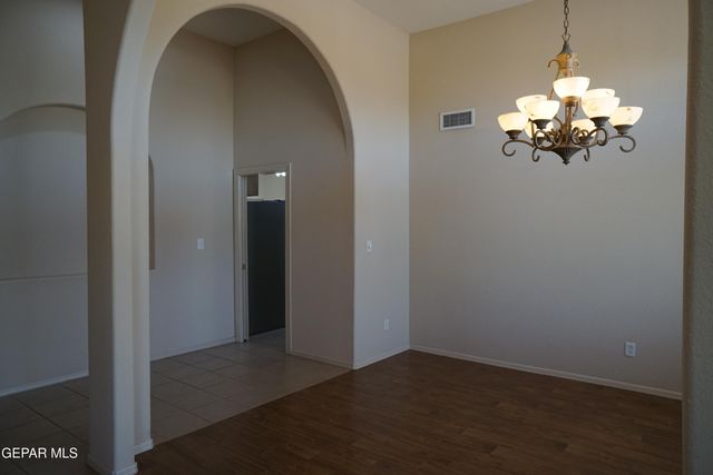 6693 Capitan Ridge Ridge, El Paso, TX 79912