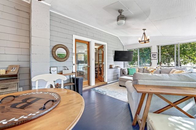 6 Sprucewood Rd, Wilmington, MA 01887
