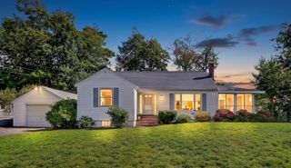 6 Sprucewood Rd, Wilmington, MA 01887