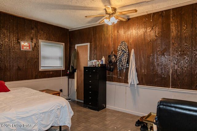 2323 Seneca Dr, Madison, IN 47250