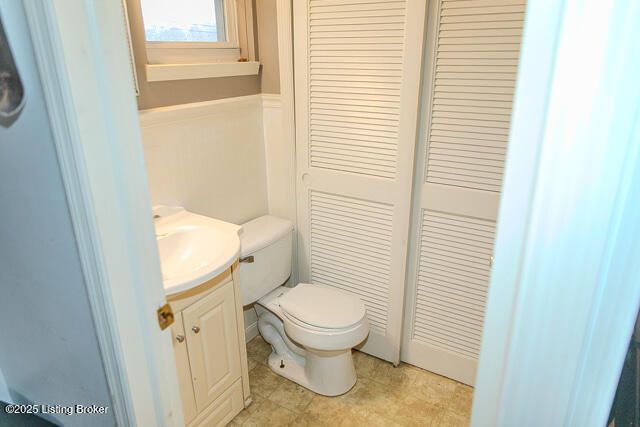 2323 Seneca Dr, Madison, IN 47250