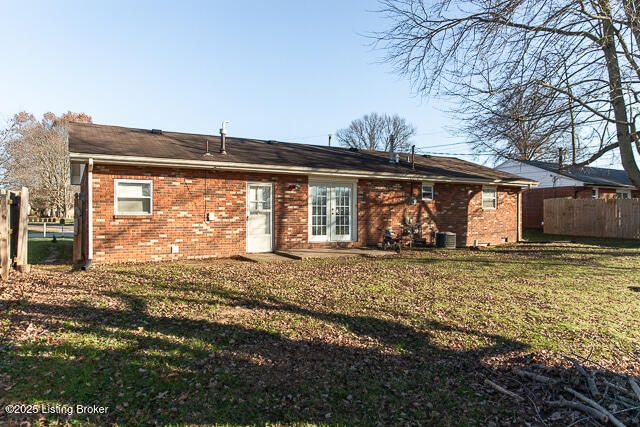 2323 Seneca Dr, Madison, IN 47250