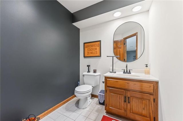 7711 N Montgall Avenue, Kansas City, MO 64119
