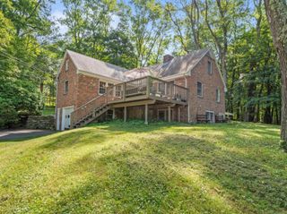 537 Cherry Brook Road, Canton, CT 06019