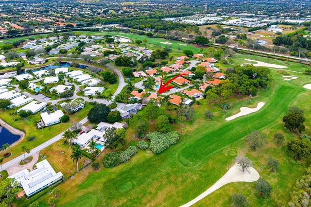 2 Fairway Drive, Boynton Beach, FL 33436