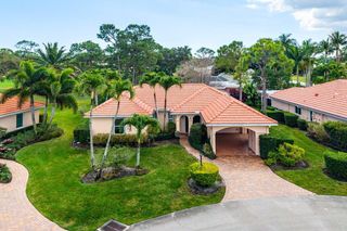 2 Fairway Drive, Boynton Beach, FL 33436
