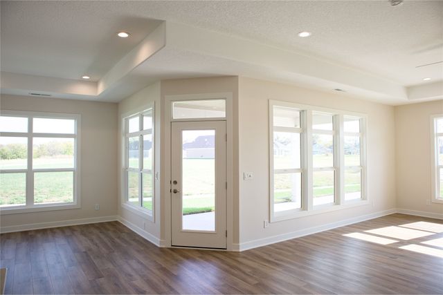 548 NW Creekside Drive, Waukee, IA 50263