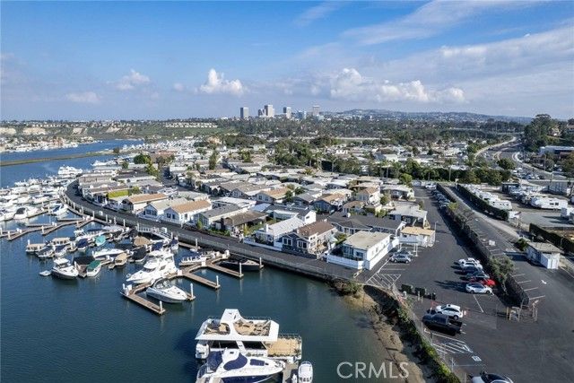 3 Saratoga, Newport Beach, CA 92660