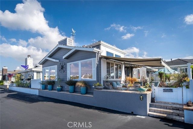 3 Saratoga, Newport Beach, CA 92660