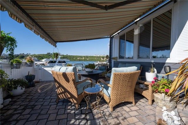 3 Saratoga, Newport Beach, CA 92660