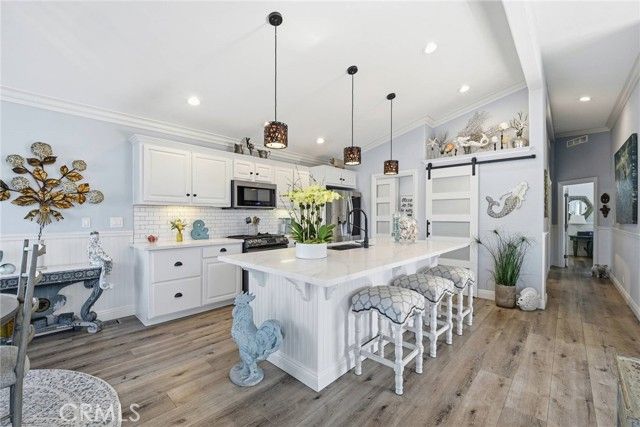 3 Saratoga, Newport Beach, CA 92660