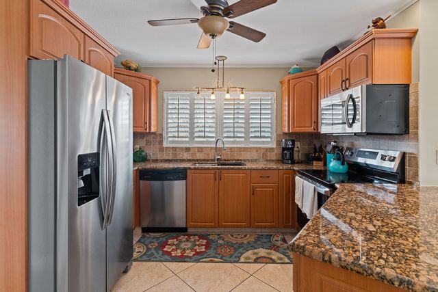 2802 SE Pine Valley Street, Port St. Lucie, Port St Lucie, FL 34952