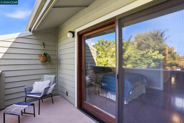 700 Suntree Ln 711, Pleasant Hill, CA 94523