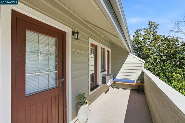 700 Suntree Ln 711, Pleasant Hill, CA 94523