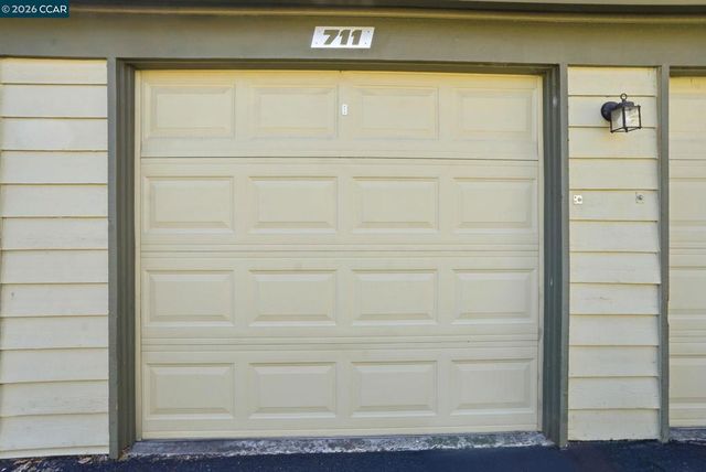 700 Suntree Ln 711, Pleasant Hill, CA 94523