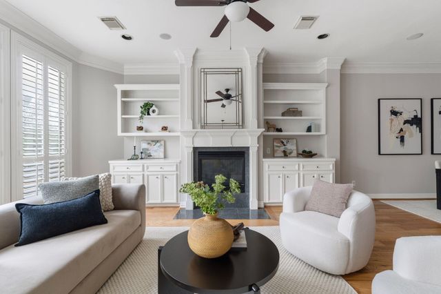 1824 Vermont Street, Houston, TX 77006