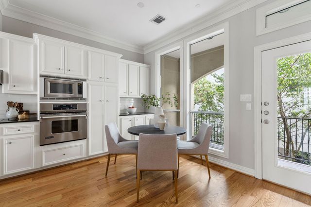 1824 Vermont Street, Houston, TX 77006