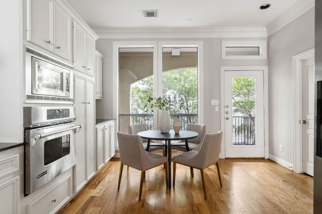 1824 Vermont Street, Houston, TX 77006