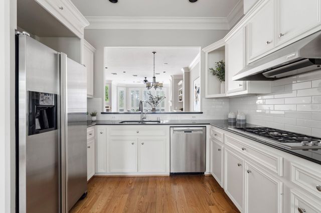 1824 Vermont Street, Houston, TX 77006