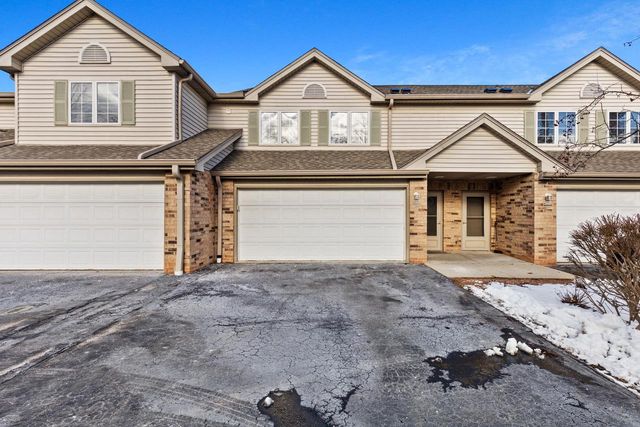 4225 W Grange AVENUE, Greenfield, WI 53221