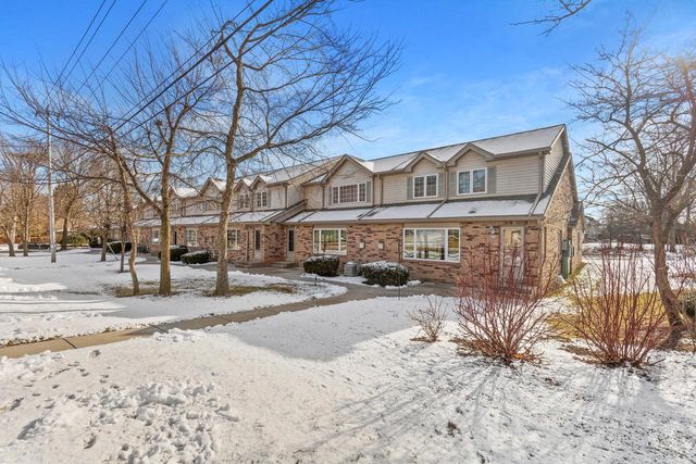 4225 W Grange AVENUE, Greenfield, WI 53221