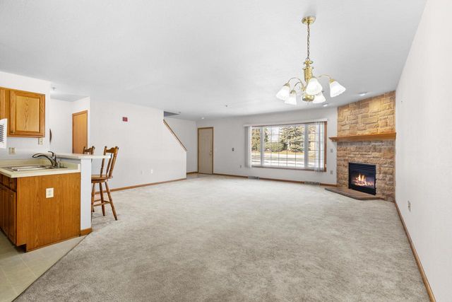 4225 W Grange AVENUE, Greenfield, WI 53221