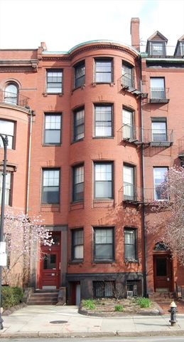 464 Beacon St 3R, Boston, MA 02115