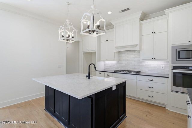 1310 Ballast Way, Brandon, MS 39047