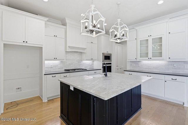 1310 Ballast Way, Brandon, MS 39047