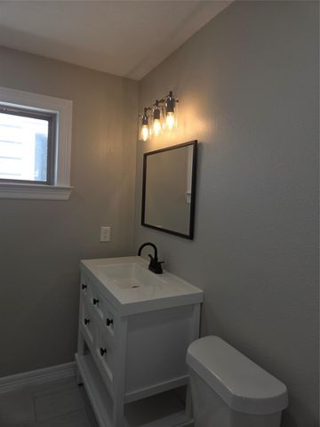 6114 Wedgefield Street, Houston, TX 77028