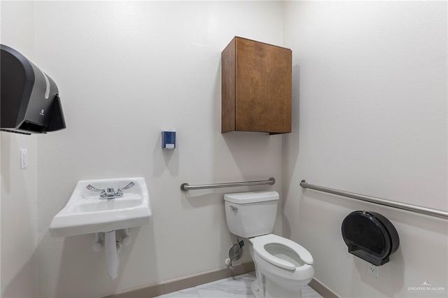 707 Savannah Avenue, Mcallen, TX 78503