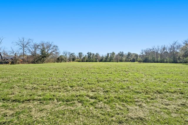 000 2nd Street, Manvel, TX 77578