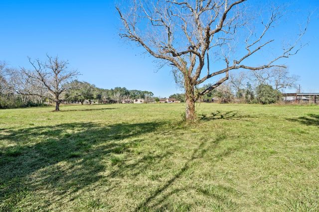 000 2nd Street, Manvel, TX 77578