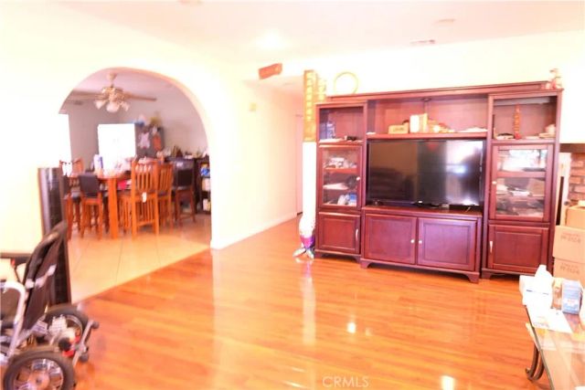 310 Branch, Los Angeles, CA 90042