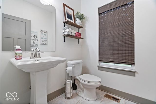 2090 W Bedrock Lane, Greenfield, IN 46140