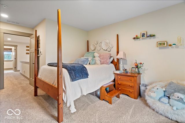 2090 W Bedrock Lane, Greenfield, IN 46140