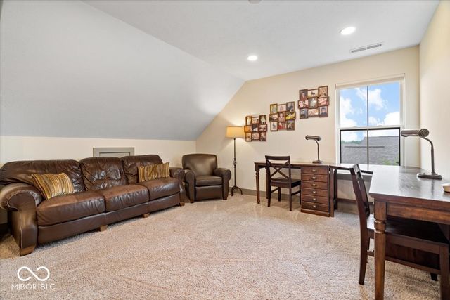 2090 W Bedrock Lane, Greenfield, IN 46140