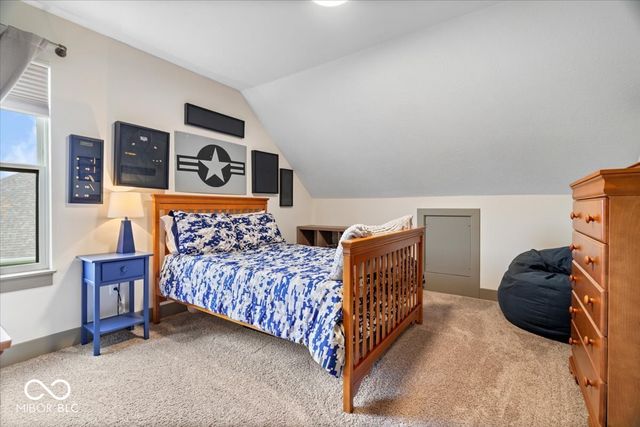 2090 W Bedrock Lane, Greenfield, IN 46140