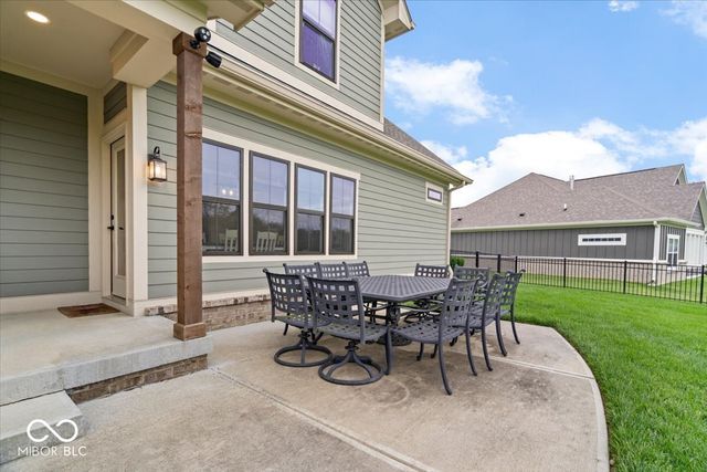 2090 W Bedrock Lane, Greenfield, IN 46140