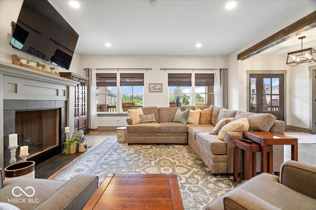 2090 W Bedrock Lane, Greenfield, IN 46140