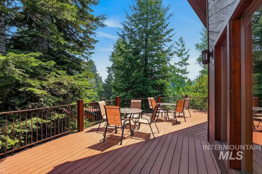 1370 Divot Lane, McCall, ID 83638 photo 2
