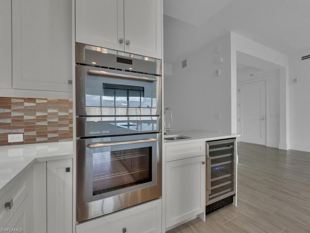 4810 Pelican Colony BLVD 304, Bonita Springs, FL 34134