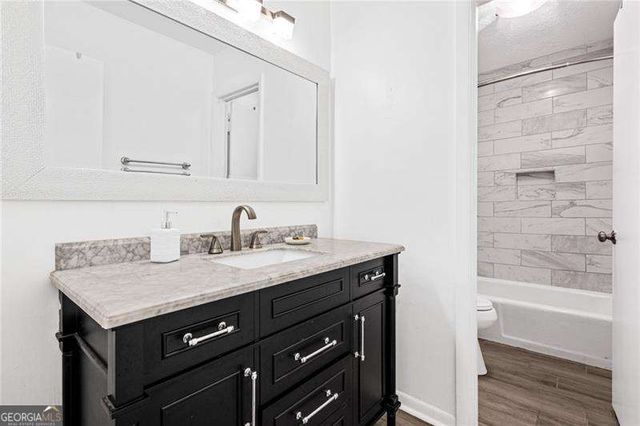 1129 Roselawn Lane SE, Marietta, GA 30067