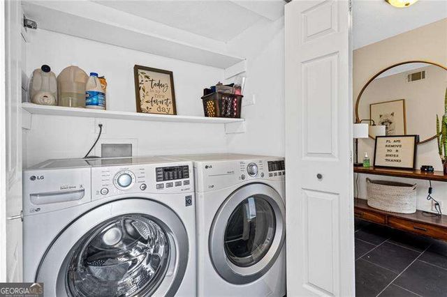 1129 Roselawn Lane SE, Marietta, GA 30067