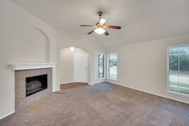 201 Old Settlers Trail, Waxahachie, TX 75167