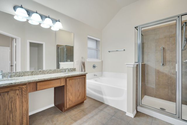 201 Old Settlers Trail, Waxahachie, TX 75167
